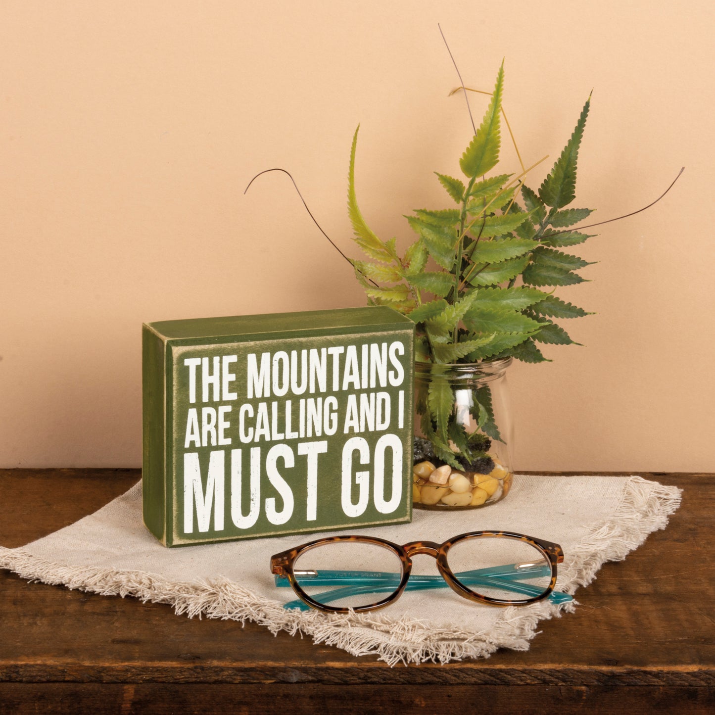 Mountains Calling Box Sign SolagoHome