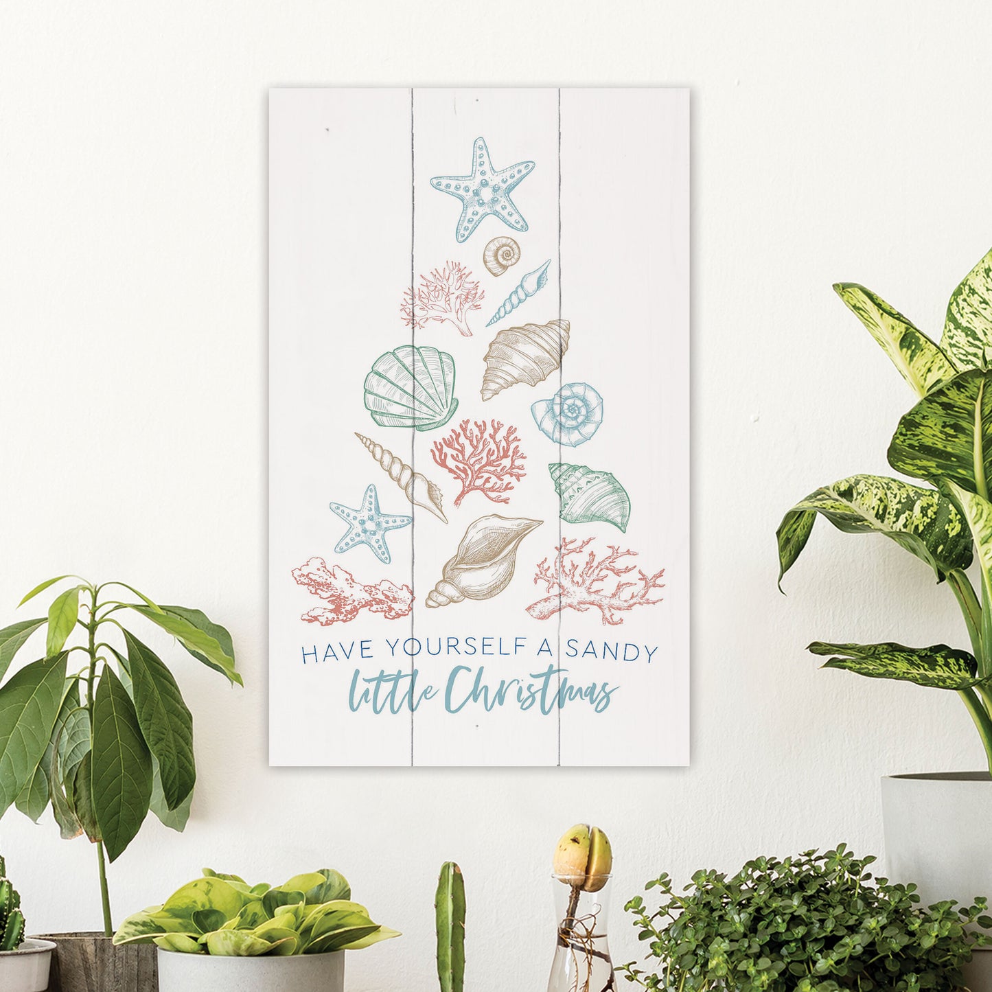 Beachy Little Christmas Wall Decor SolagoHome